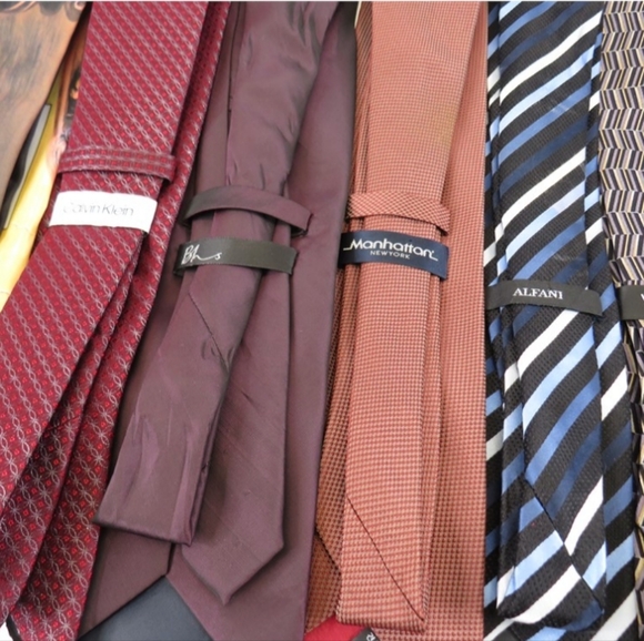 20 Men's Dress Ties - Picture 4 of 6